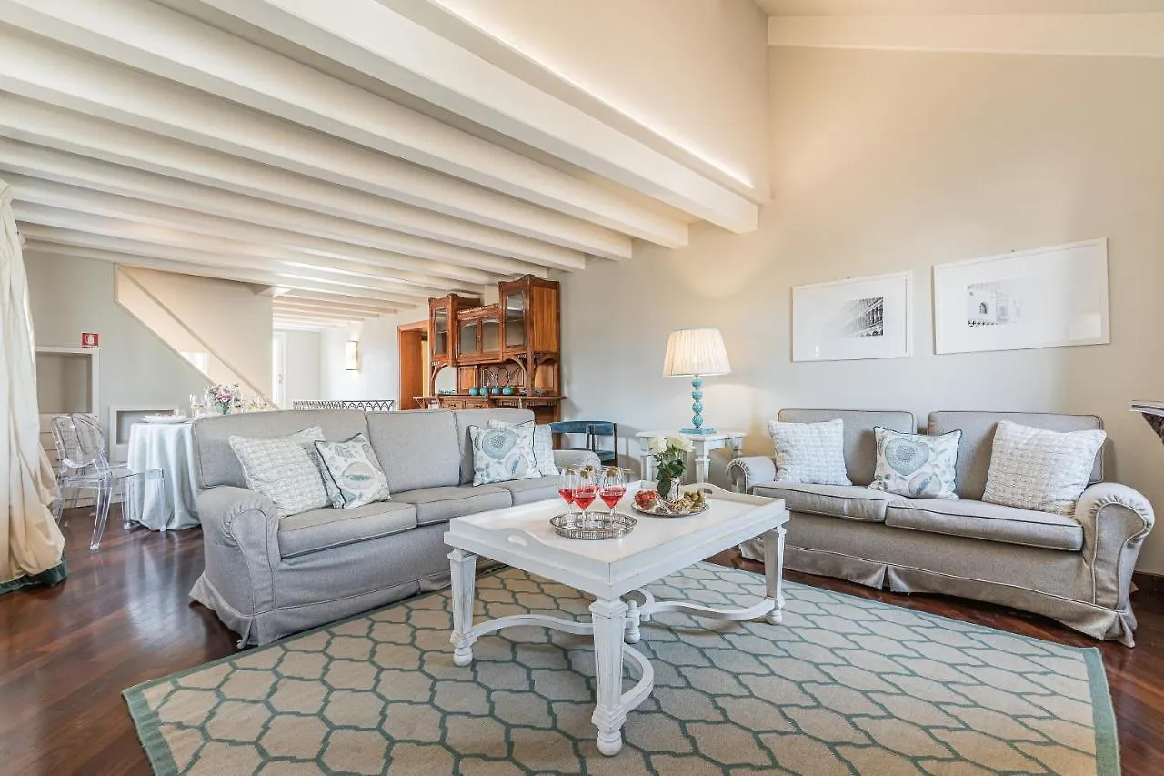 Ca' Della Luce Terrace Apartment Venice Italy